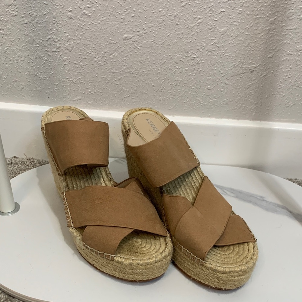Kenneth Cole Women's Brown Espadrille Wedges‎